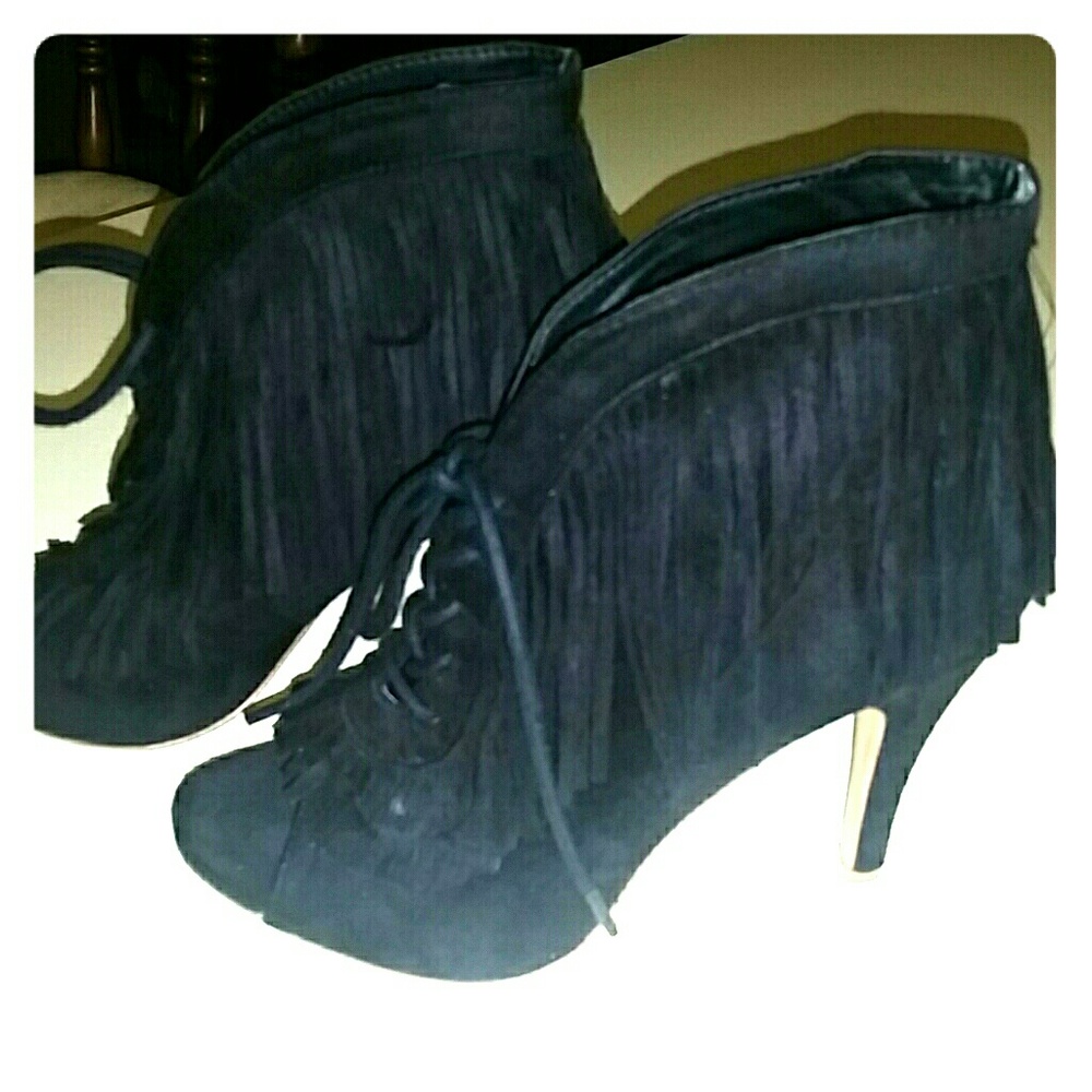 Shoes with fringe (Suede)