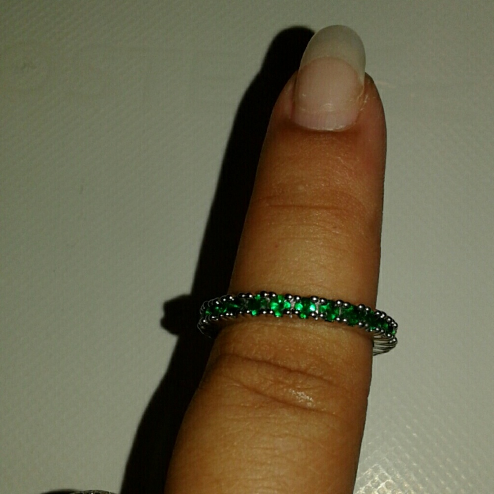 Stainless steel green stone ring