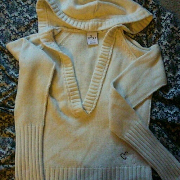 *SOLD* Roxy hooded sweaters - Picture 2 of 4