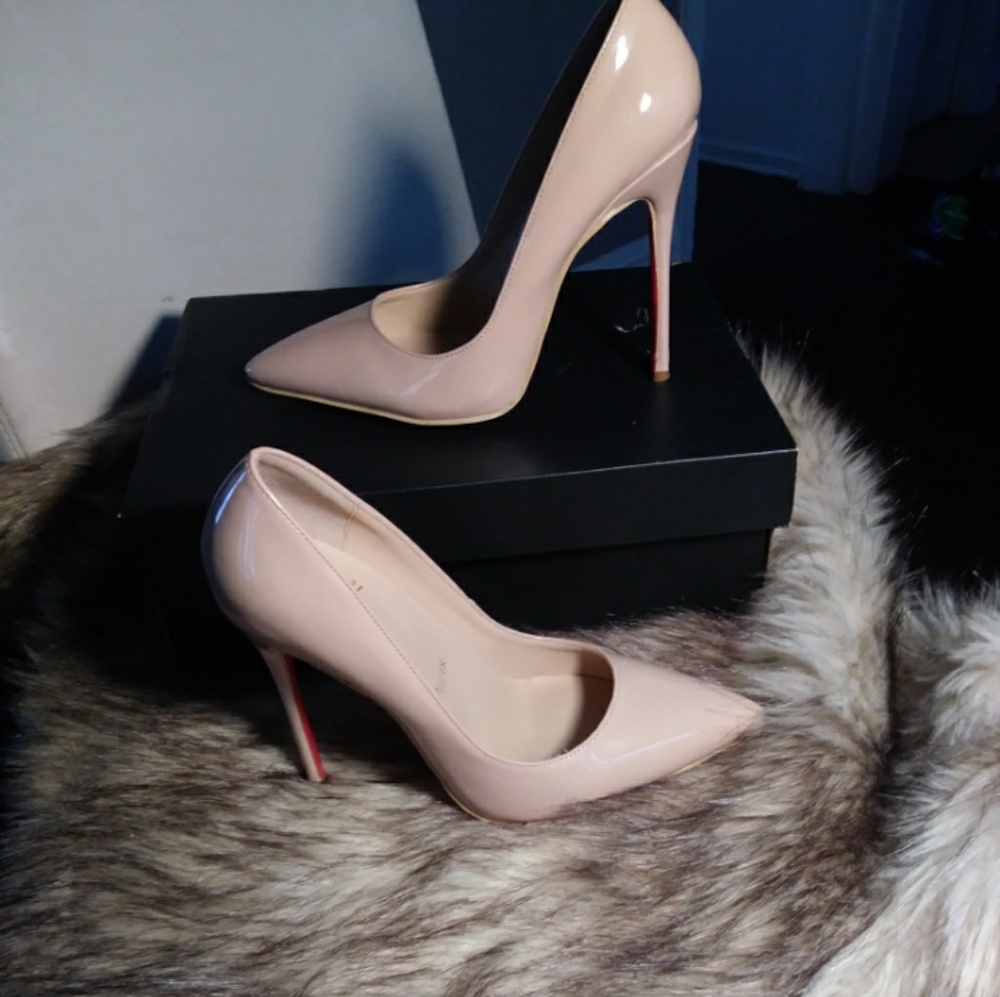 Nude Red Bottoms
