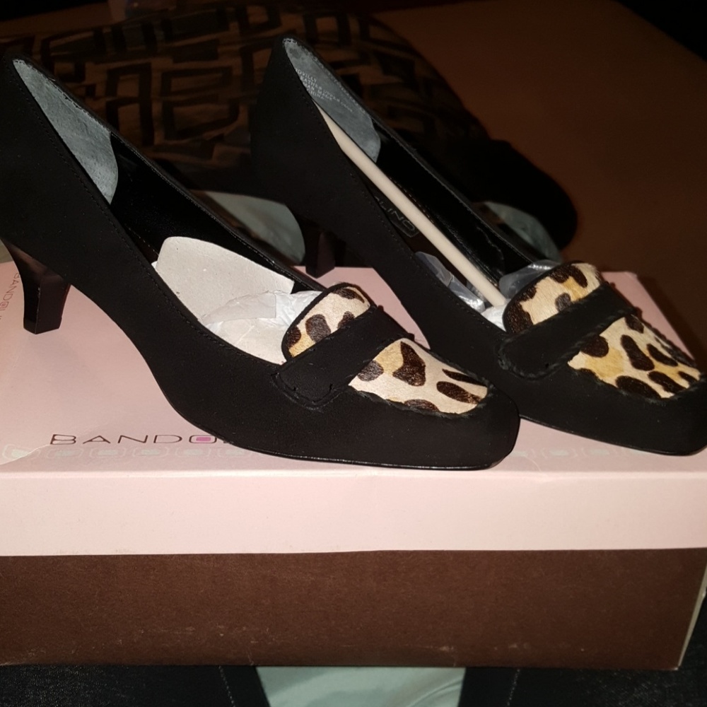 Heels Cheetah Print Size 7