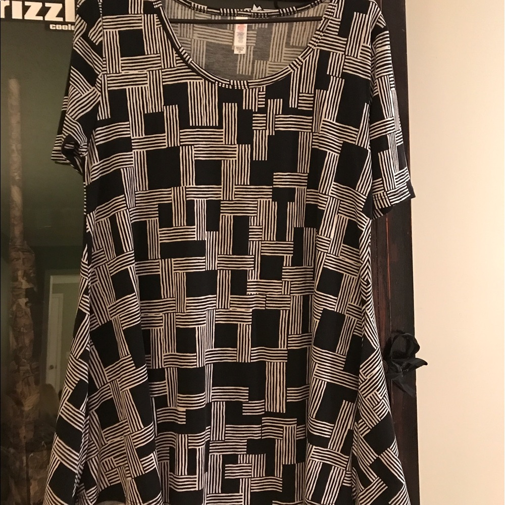 LuLaRoe Perfect T XS