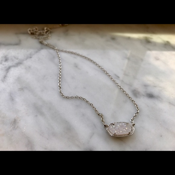 Kendra Scott Jewelry - NWOT KENDRA SCOTT Elisa Silver Pendant Necklace!!!