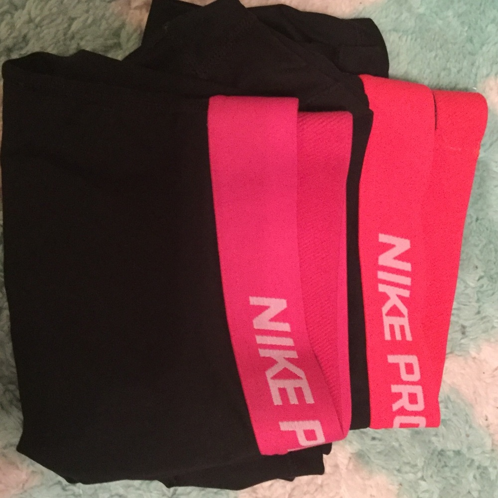 2 set of Nike work out shorts