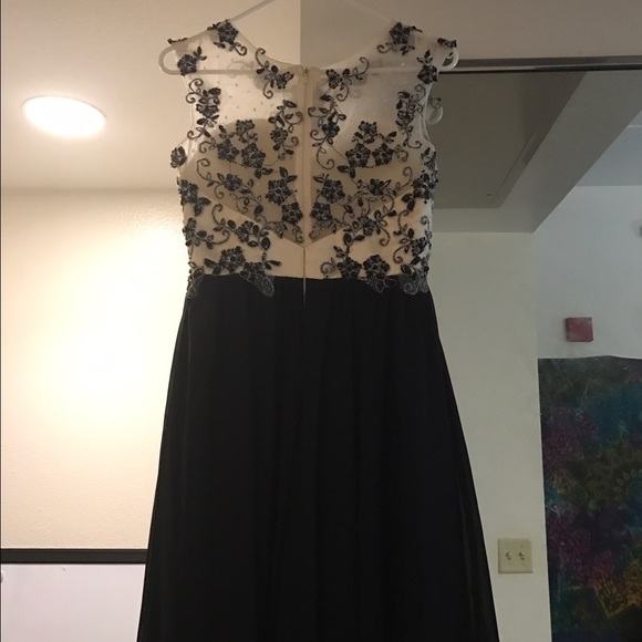 Womens/juniors black prom dress - Picture 2 of 2