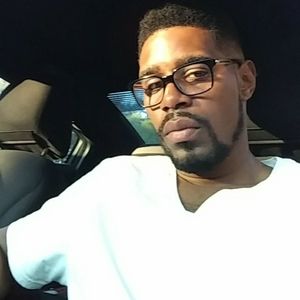 Meet your Posher, Gregory