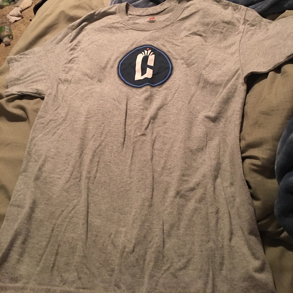 Tee-Shirt