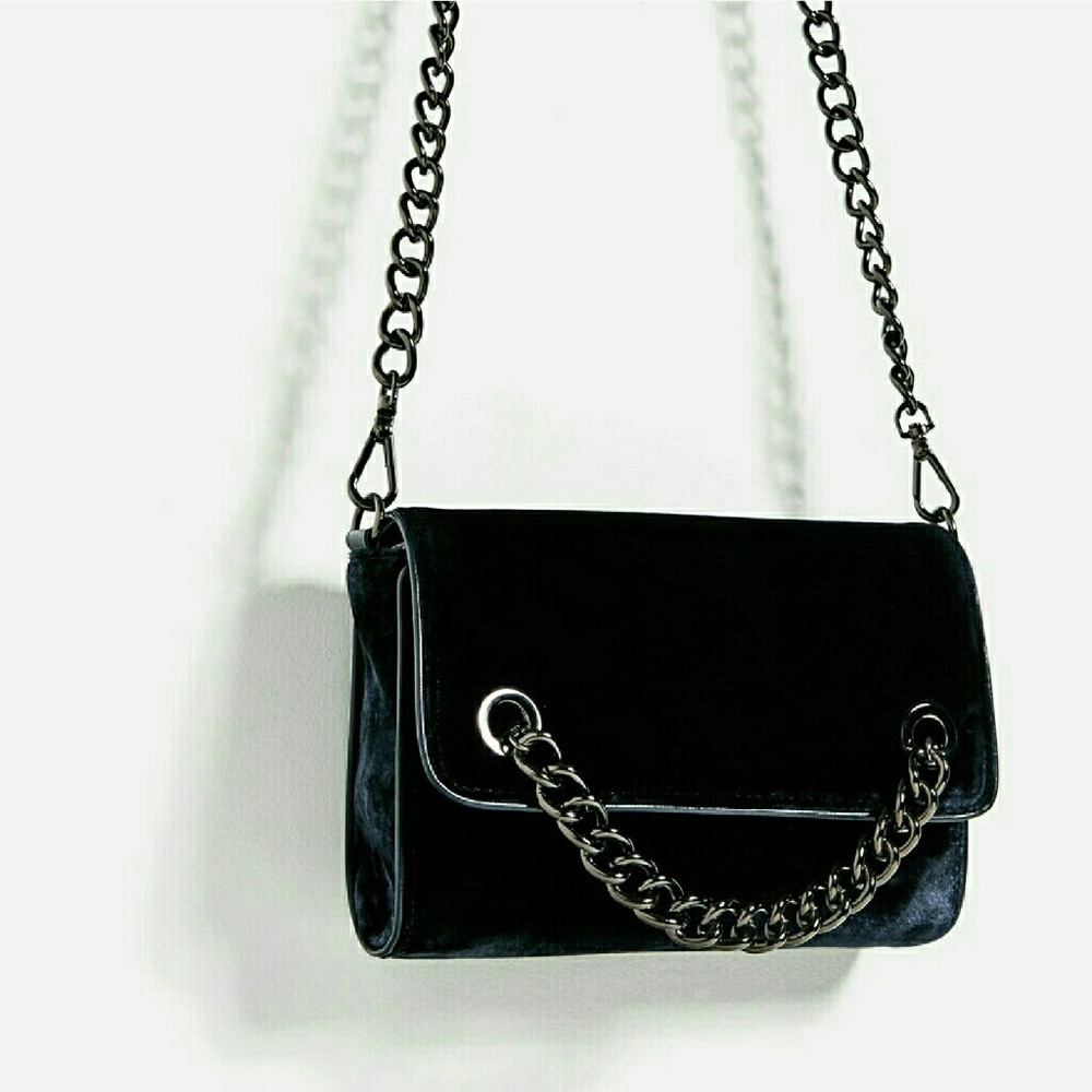 ZARA CHAIN LINK VELVET BAG BRAND NEW