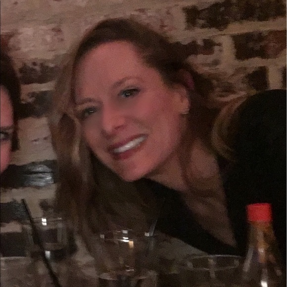 Meet your Posher, Melanie - Picture 1 of 1