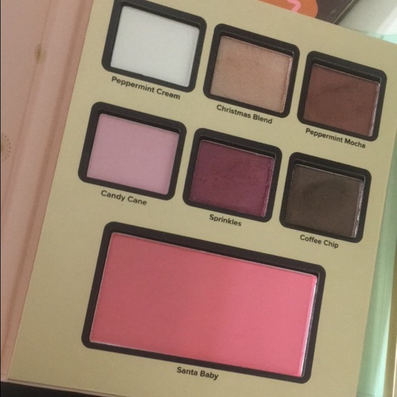 Too faced Christmas collection 2016 pallets - Picture 3 of 4