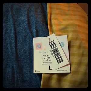 Lularoe Randy tee NWT large