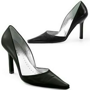 BCBG Paris Pumps
