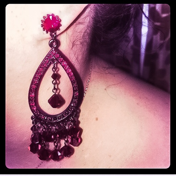 RED RHINESTONE CHANDELIER EARRINGS - Picture 3 of 6