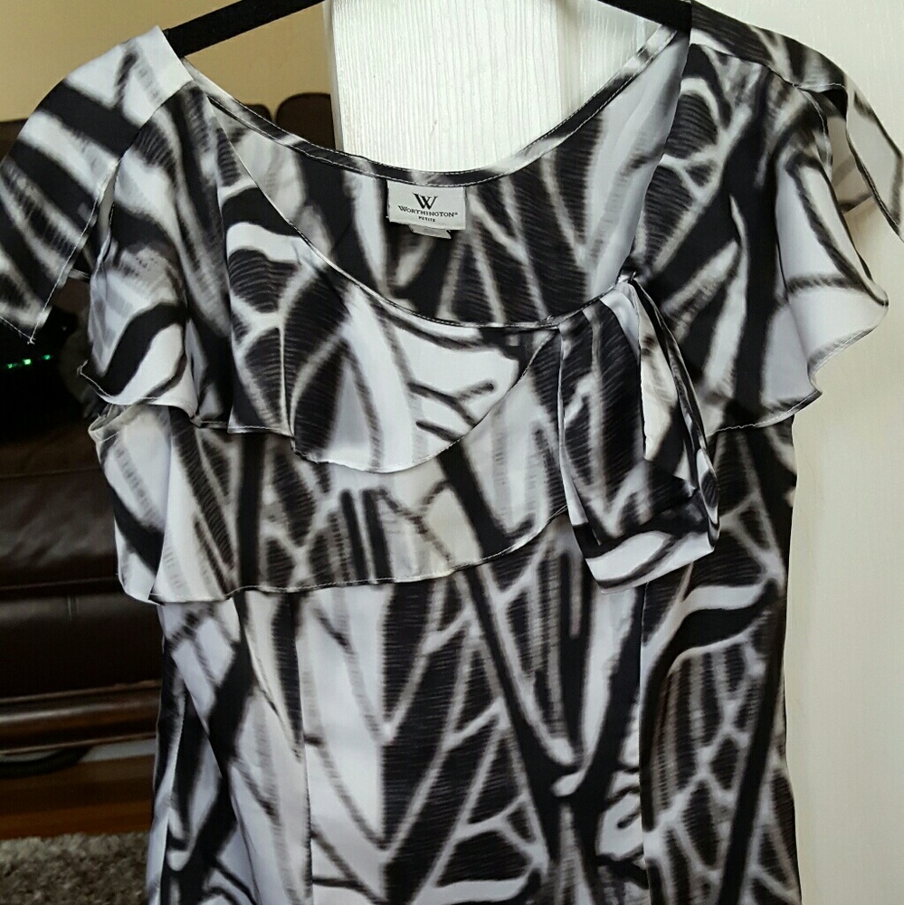 Washington beautiful blouse size small petite