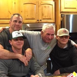 Meet your Posher, Ty