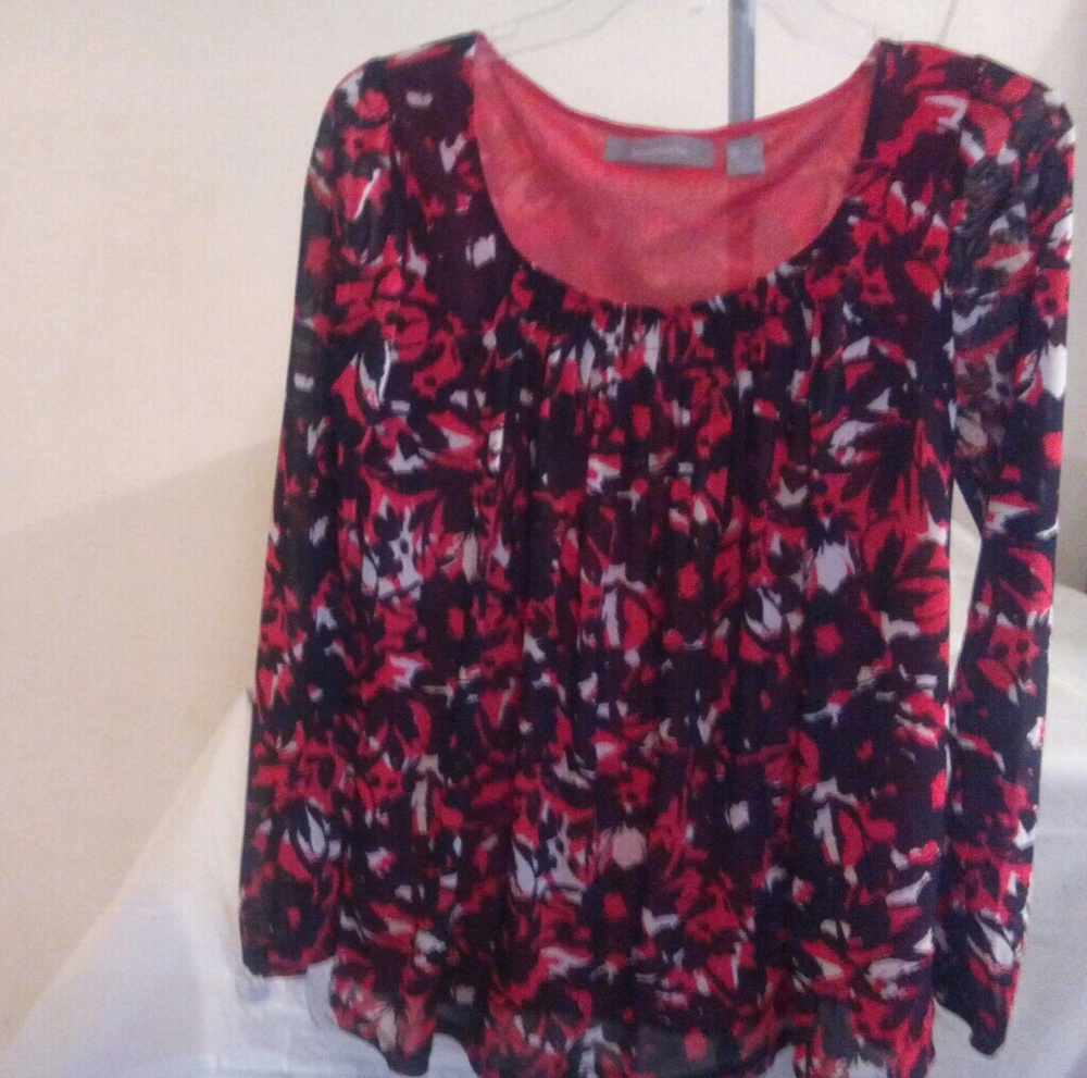 Stretch sheer polyester lined blouse, 25"L 16" w