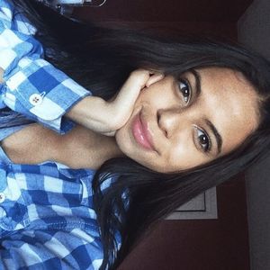 Meet your Posher, Alyssa