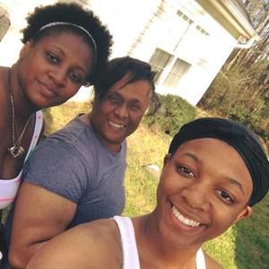 Meet your Posher, Cassandra