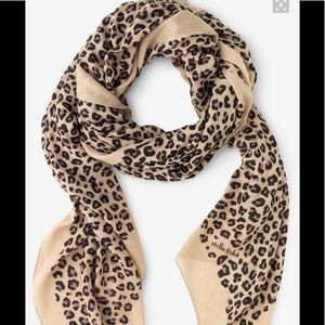 Stella and dot scarf