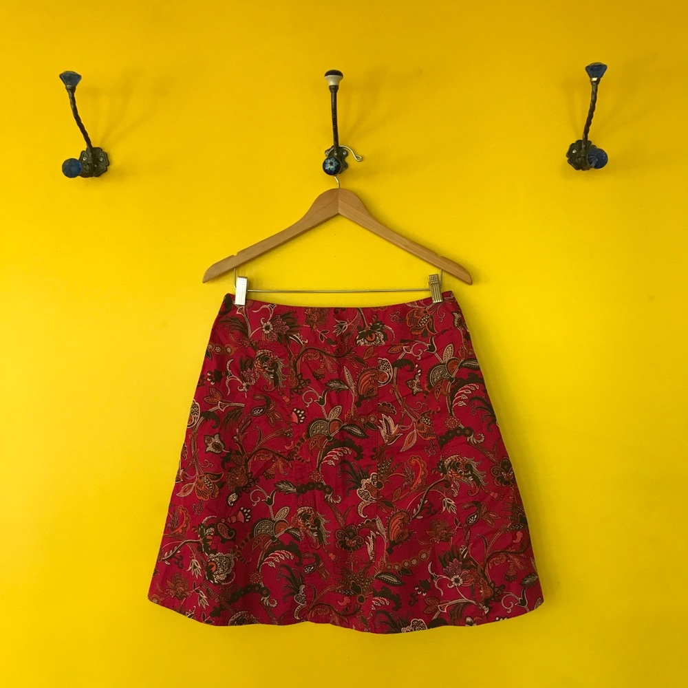 Ann Taylor magenta floral patterned cotton skirt - Picture 1 of 4