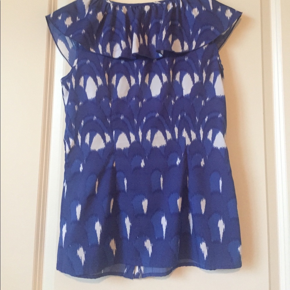 Banana Republic Sleeveless Blouse - Picture 2 of 2