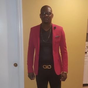 Meet your Posher, Delroy