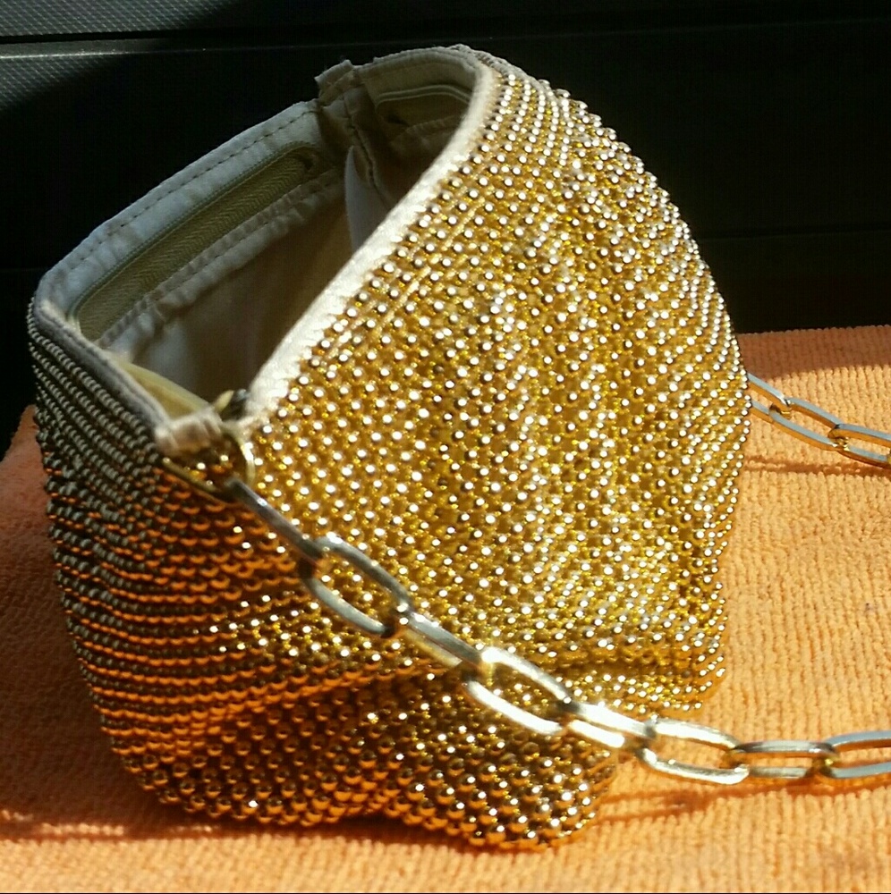 Purse - Picture 2 of 6