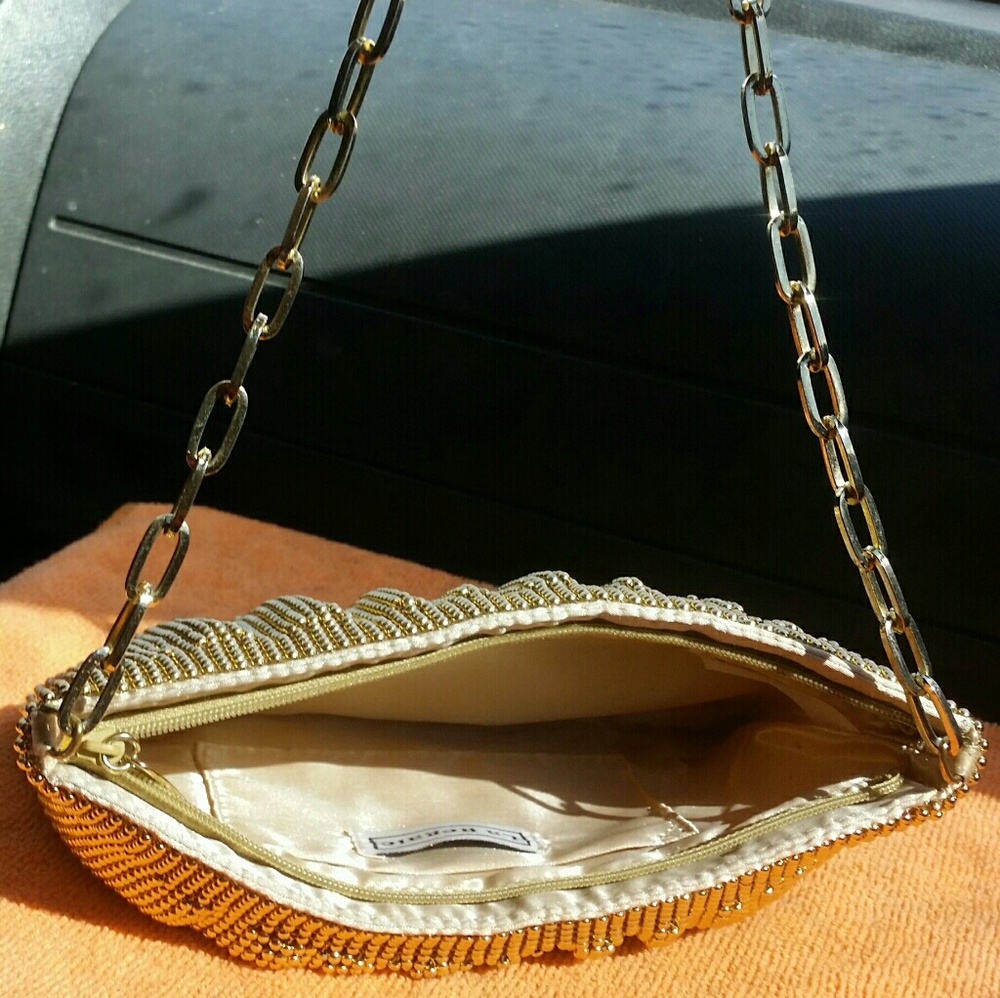 Purse - Picture 4 of 6