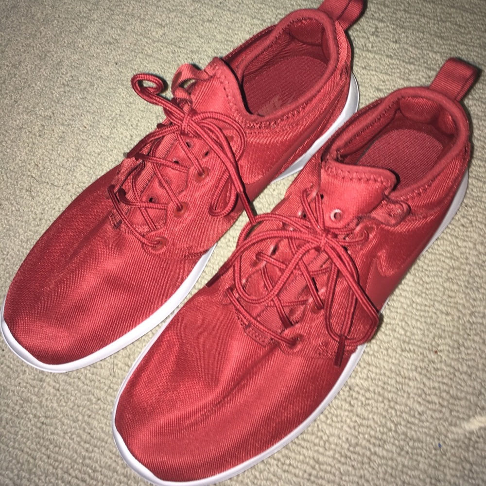 NWOT Nikes