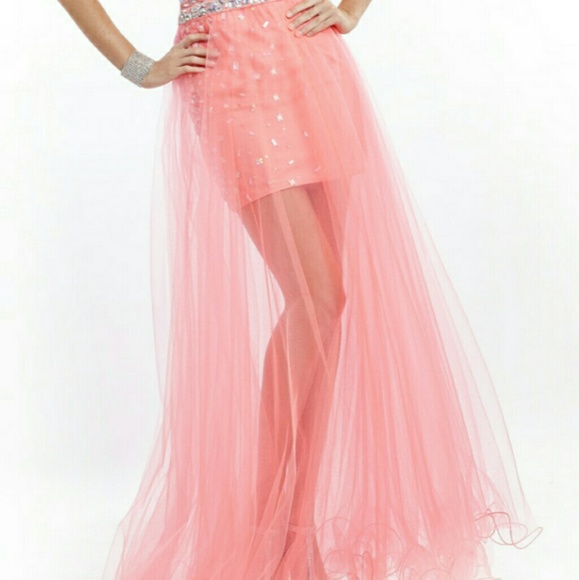 Prom dresses - Picture 2 of 2