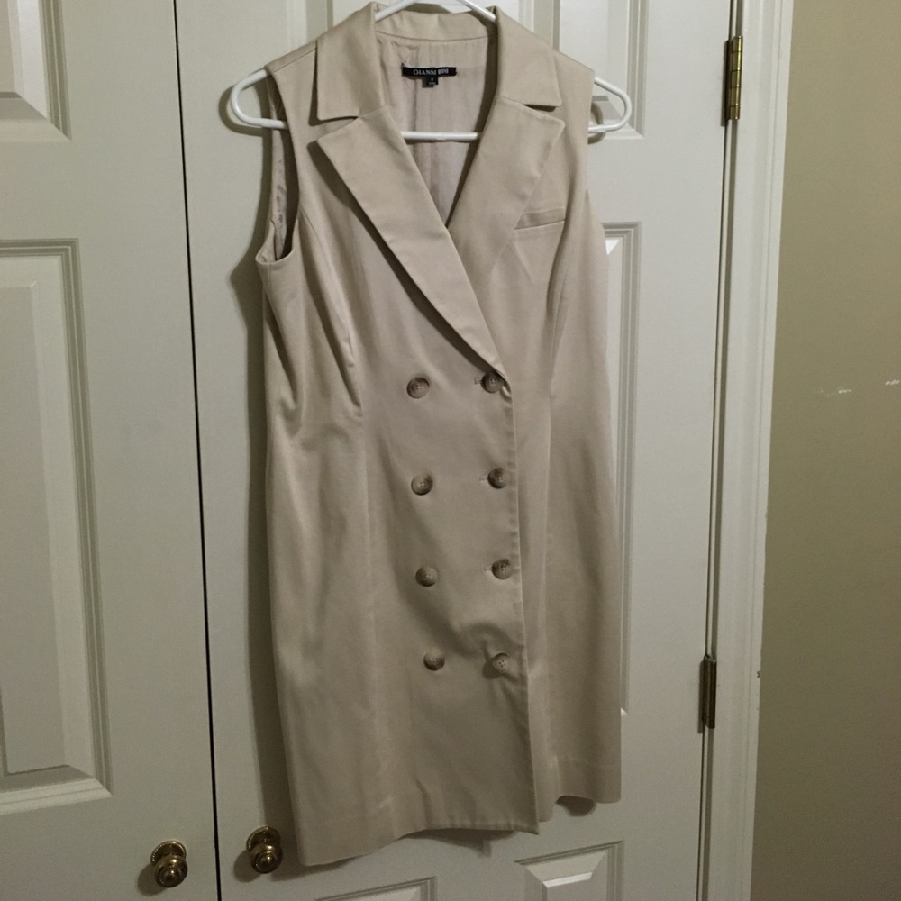Tan Gianni Bini Sleeveless Dress