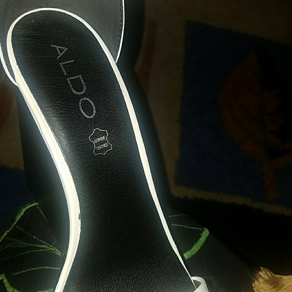 White Aldo Wedges - Picture 3 of 4