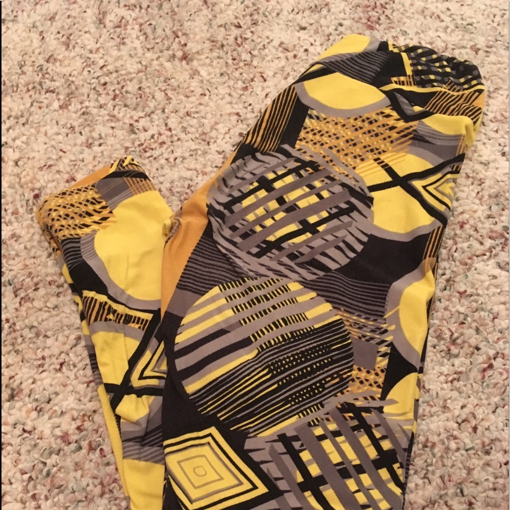 Lularoe OS Leggings. Steelers colors!