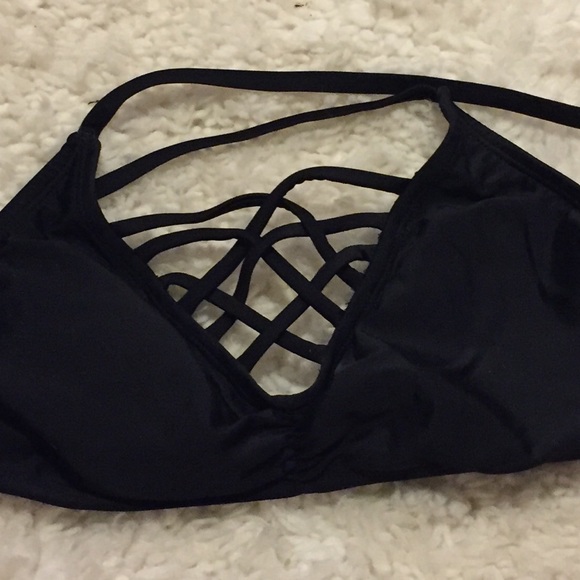 Black bikini top - Picture 3 of 4