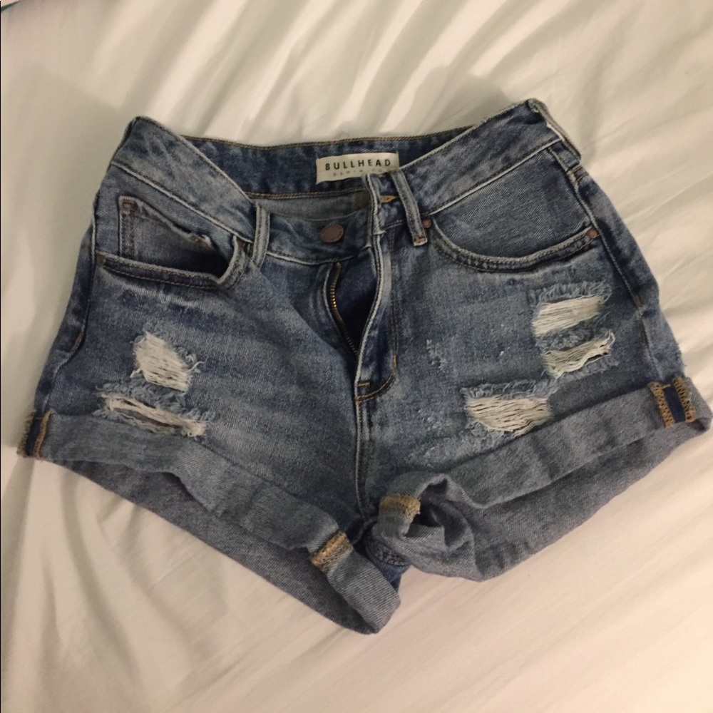 distressed bullhead shorts