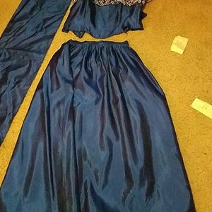 Beautiful strapless prom dress with shoulder cape