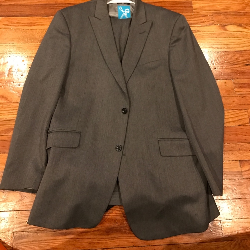 Marc Ecko Suit