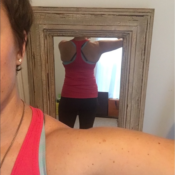 Pink Nike work out tank - Picture 2 of 4