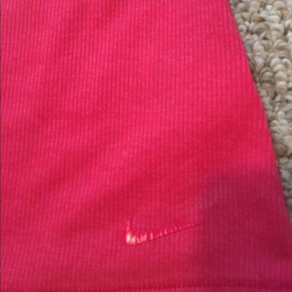 Pink Nike work out tank - Picture 4 of 4