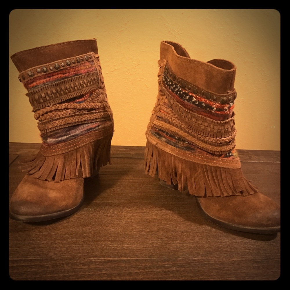 Nice boots, only worn once.