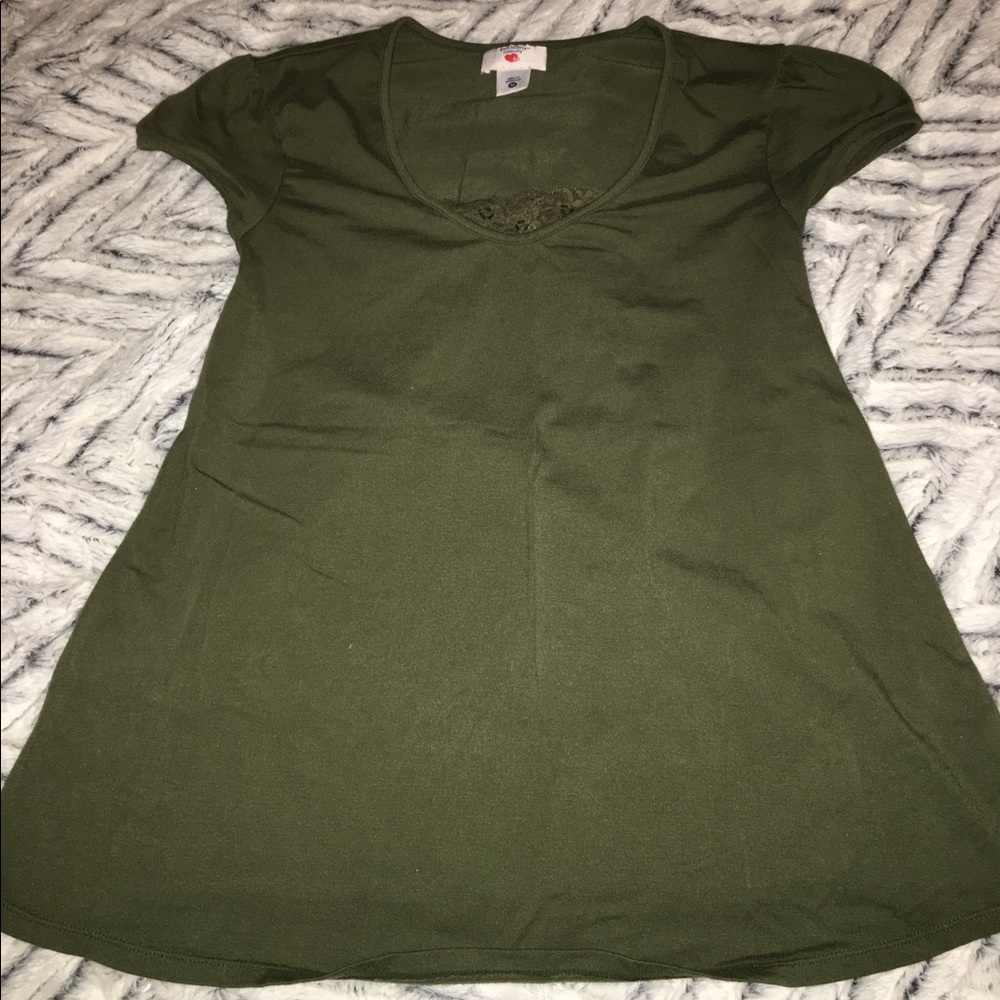 Adorable maternity blouse