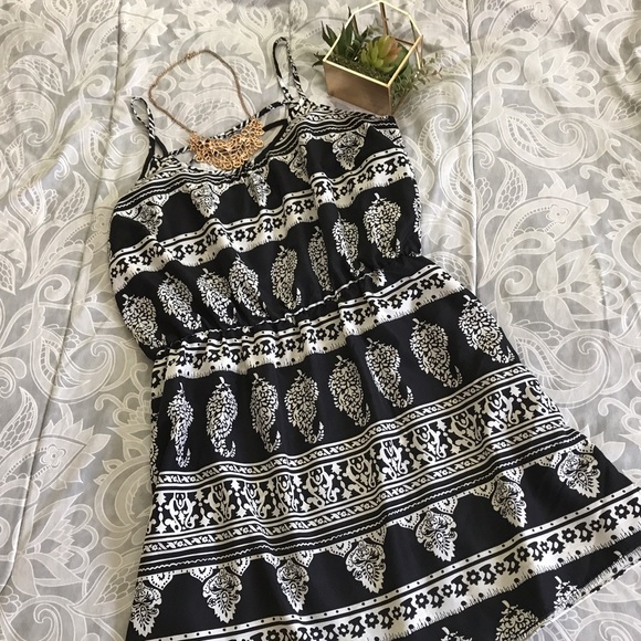 ๐๐HOST PICK๐๐ Tribal dress with cutout back - Picture 3 of 3