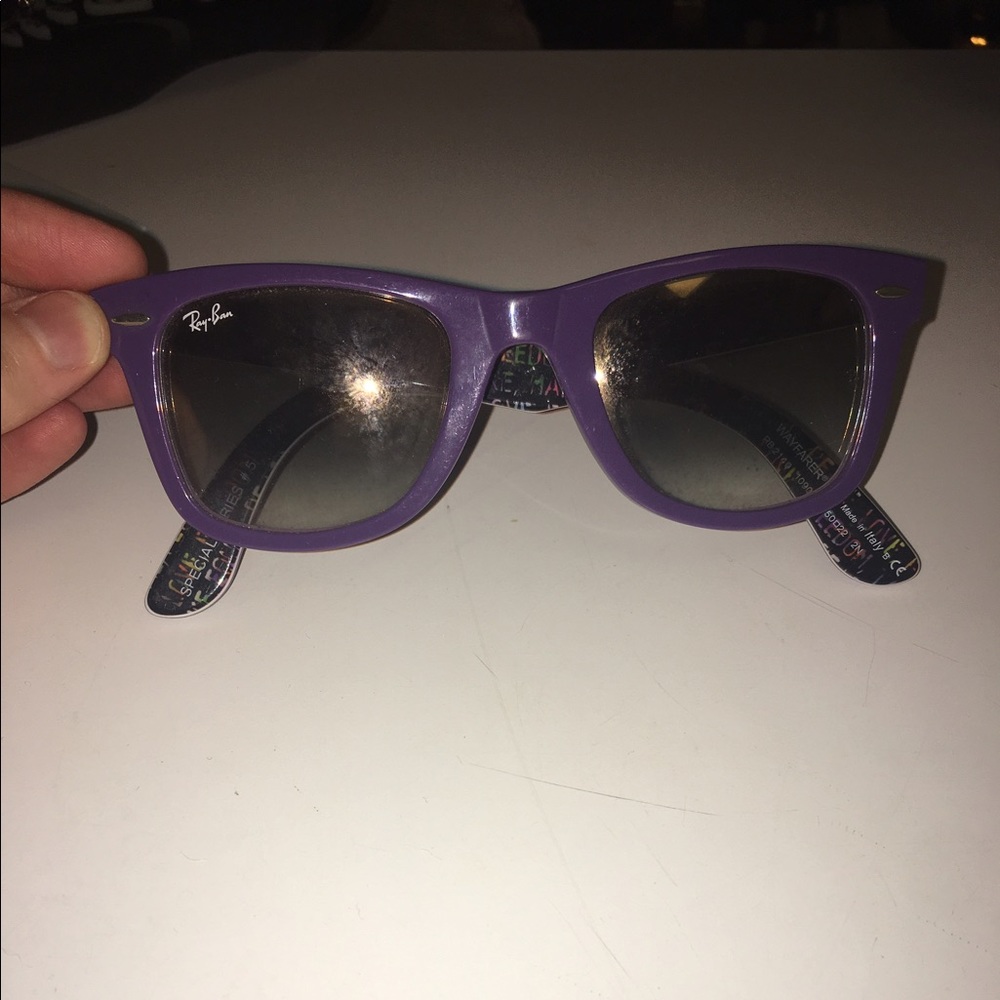Ray Ban wayfarers