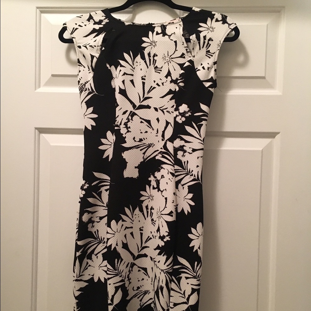 Black &a white Dress