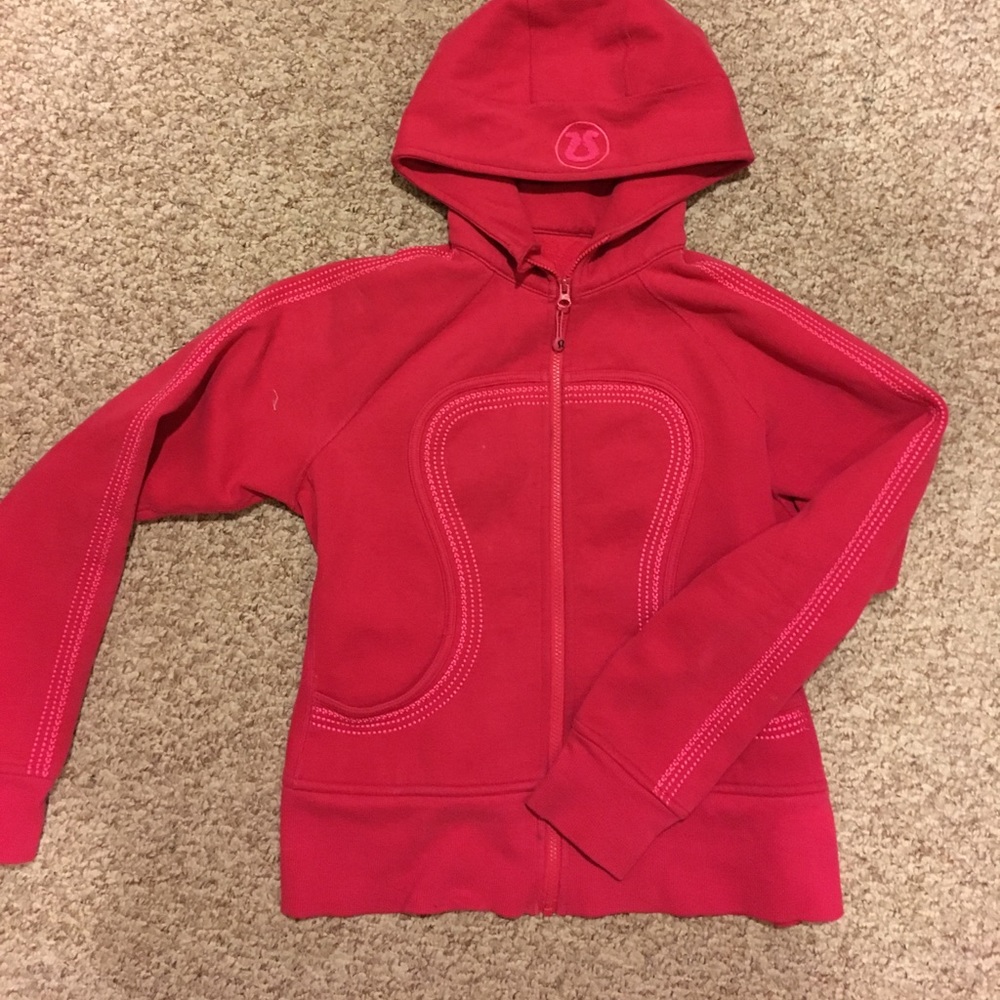 Pink Lululemon scuba hoodie I'm great condition!