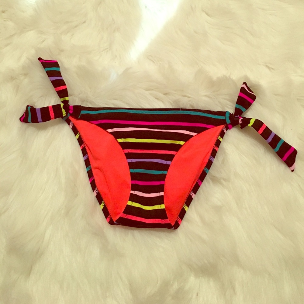 NEVER WORN Victoria's Secret bikini tie bottoms