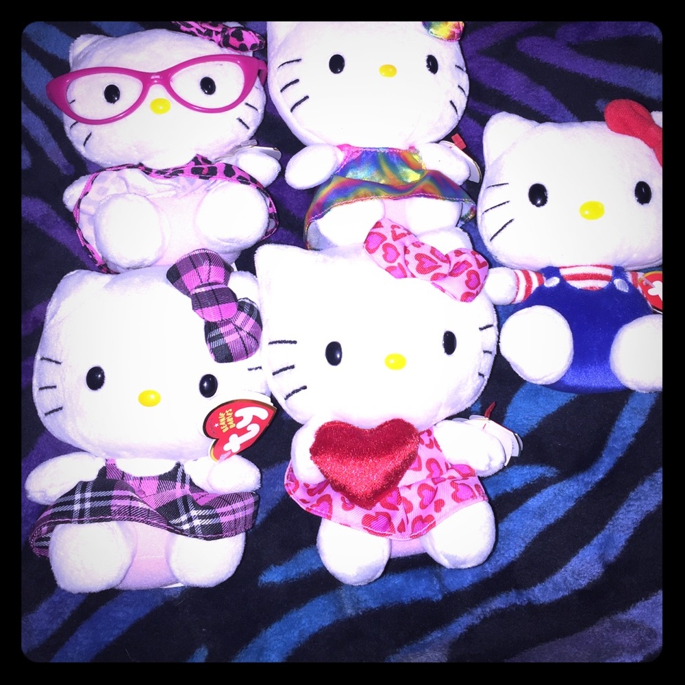 Hello kitty lot 5