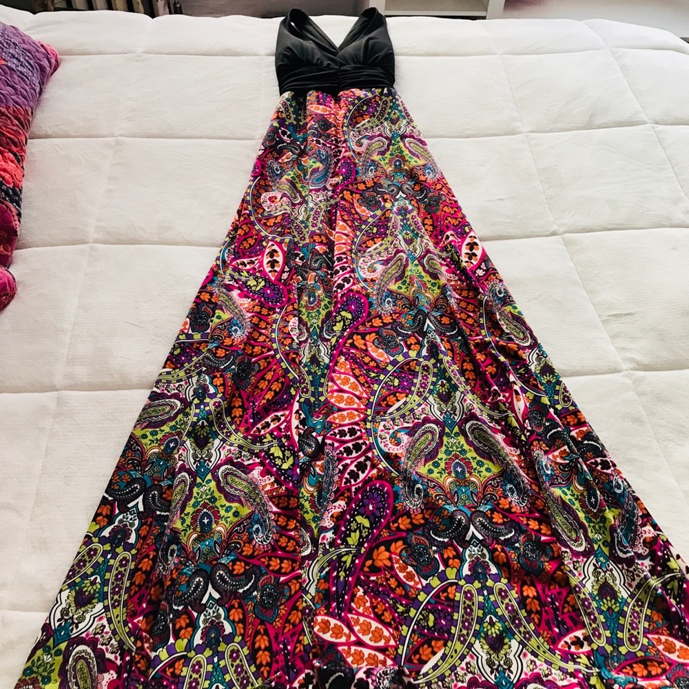 Elle Brazilian Maxi dress size 4