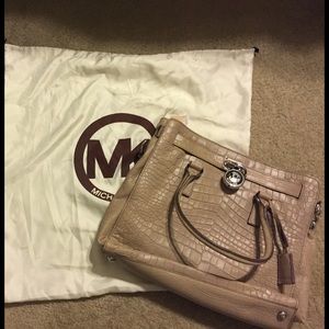 Brand New Michael Kors Hamilton Bag