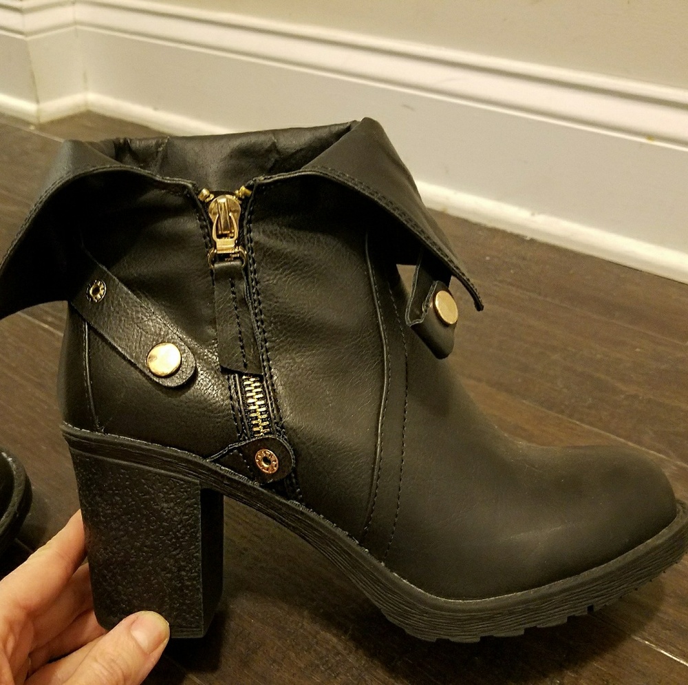 Boots..never worn